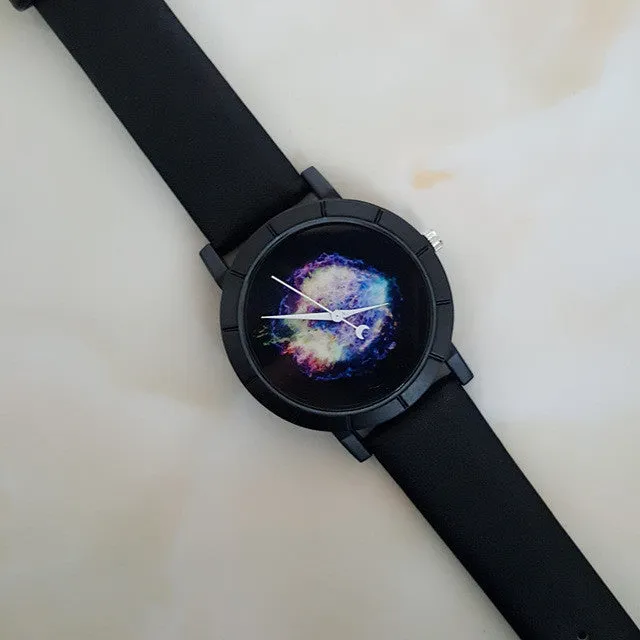 2017 Creative Angel Wings Pattern Personality Female Starry Sky Space Watch Unique Crescent Shape Second Hand Watch