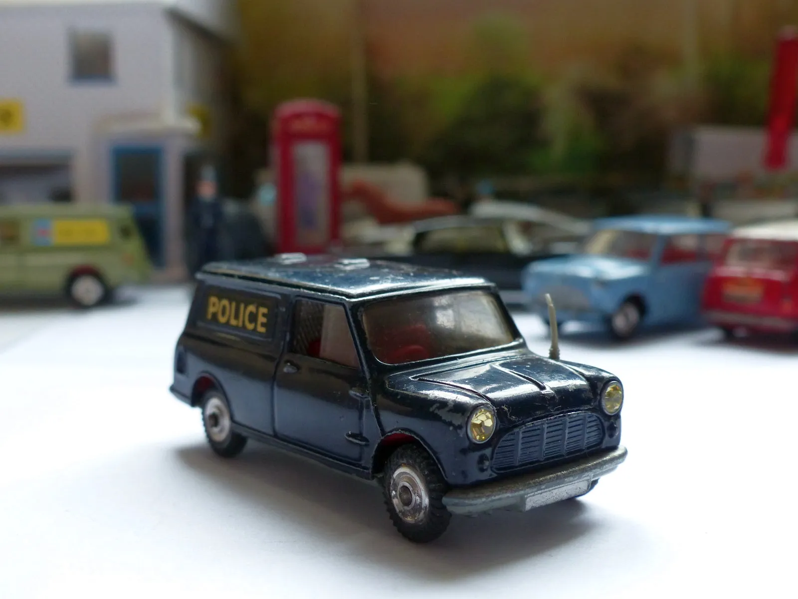 448 Police Minivan with normal wheels