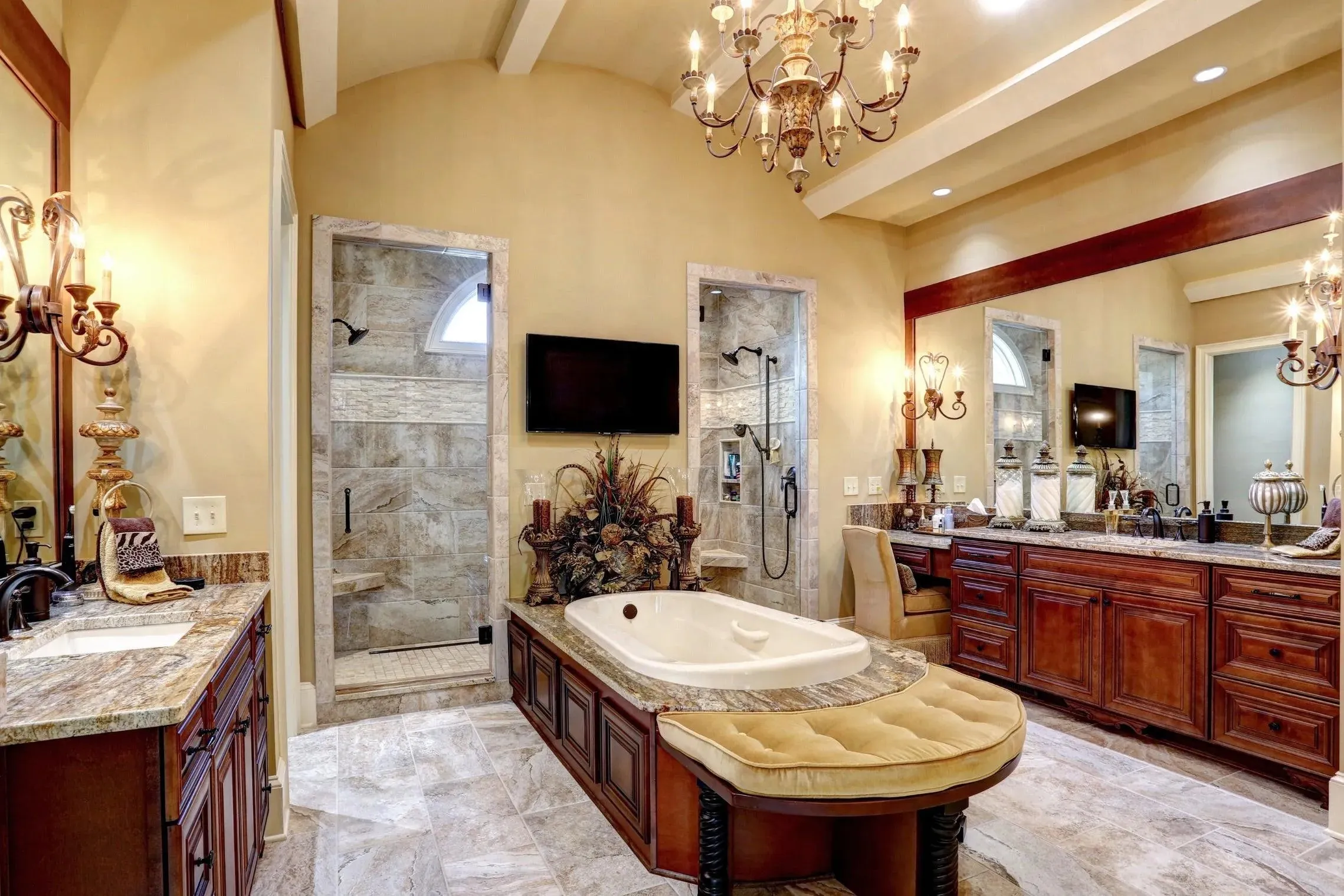 Elegant 3-Bedroom Home with Expansive Living Space