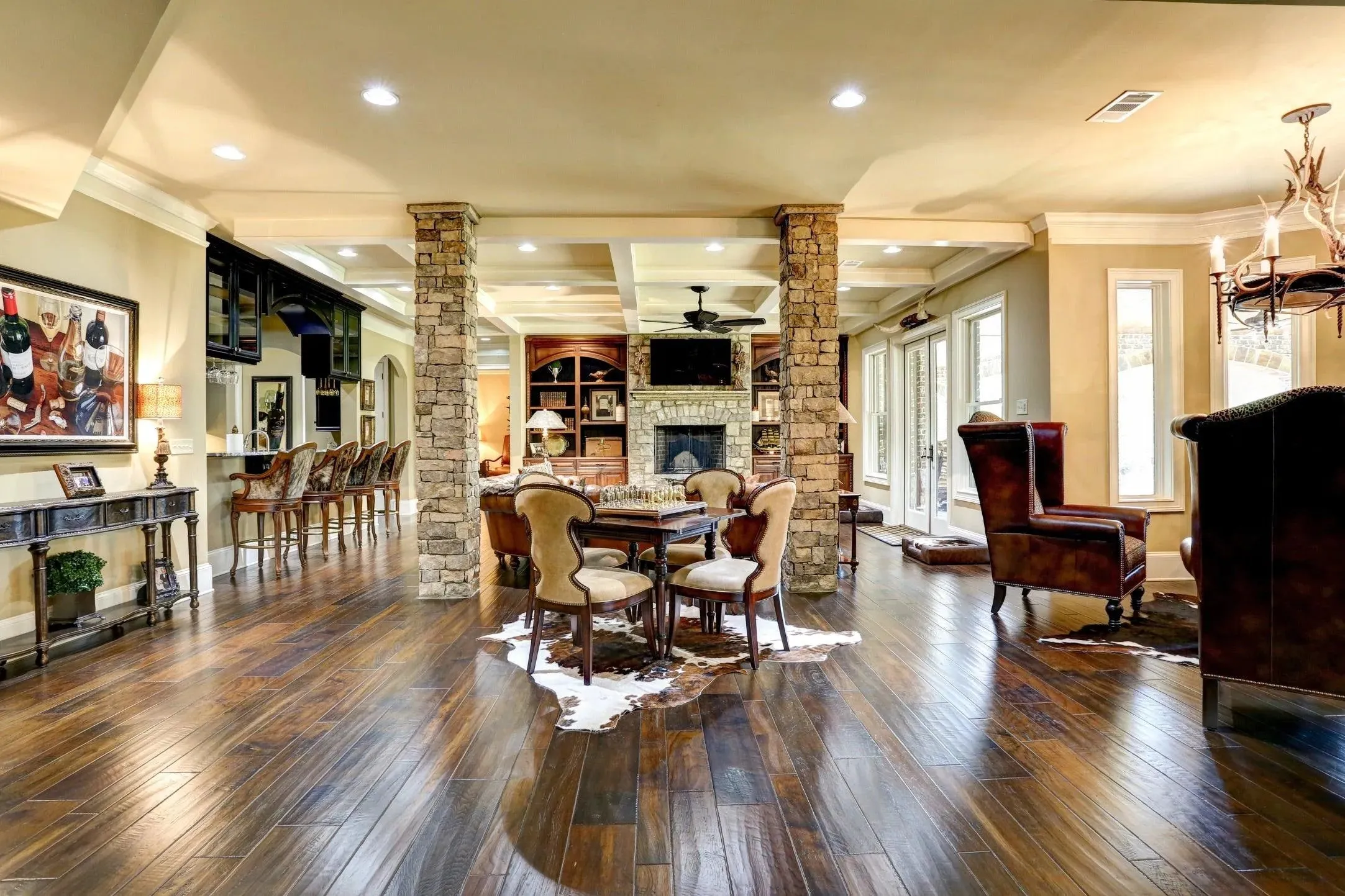 Elegant 3-Bedroom Home with Expansive Living Space
