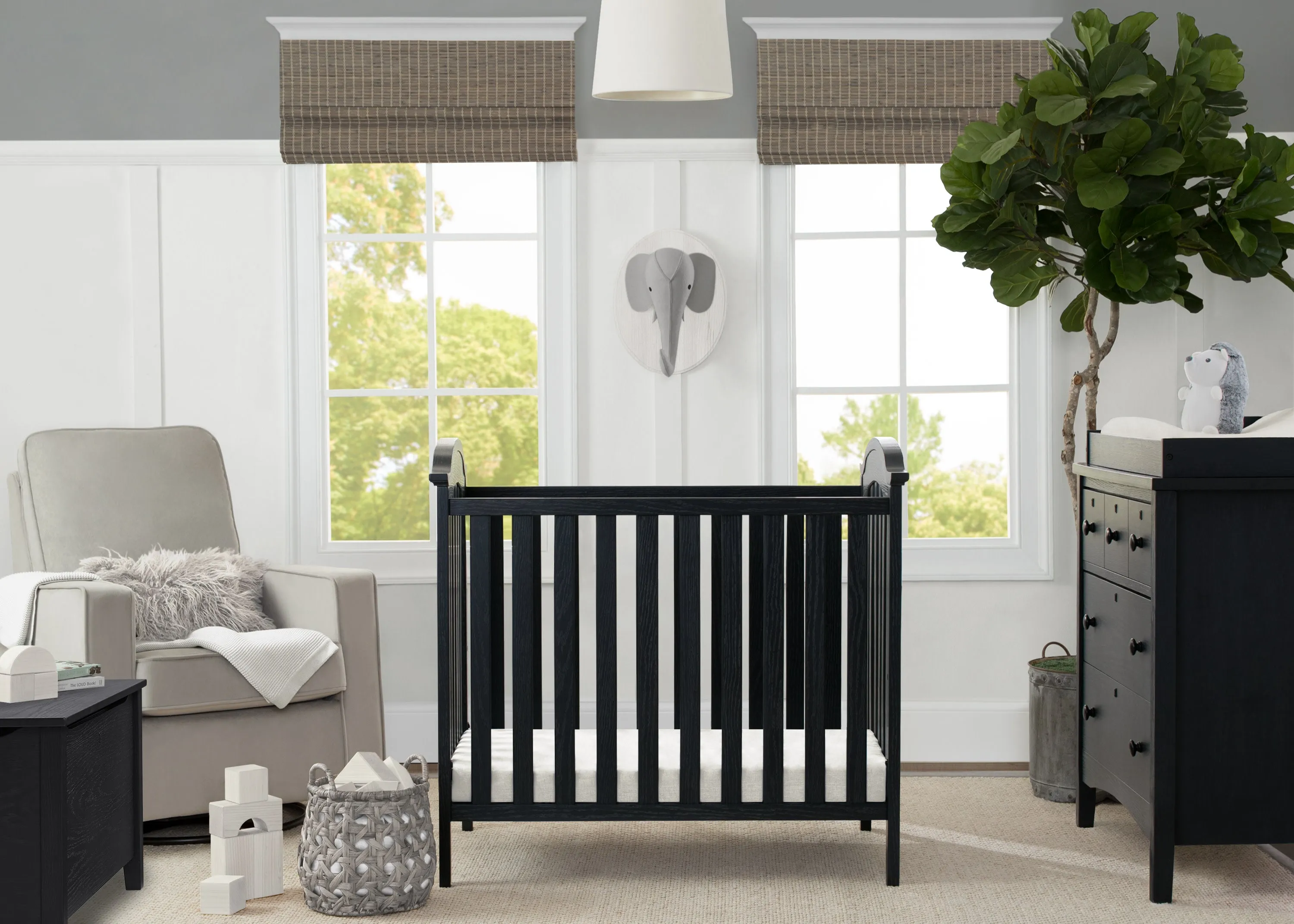 Farmhouse Mini Baby Crib with 2.75-inch Mattress