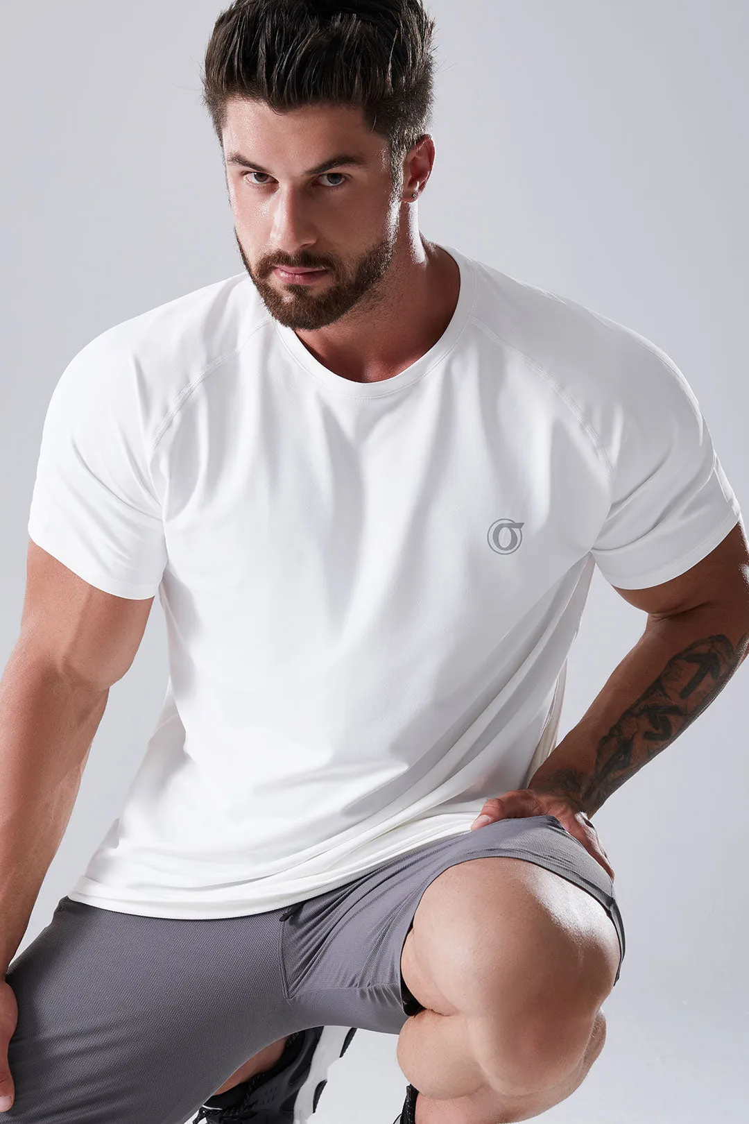 Quick Drying Round Neck Men's T-Shirt