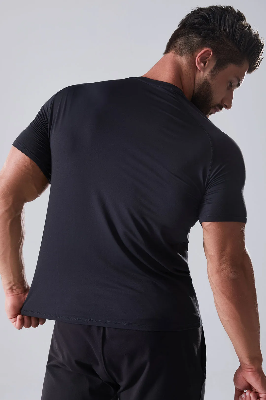 Quick Drying Round Neck Men's T-Shirt