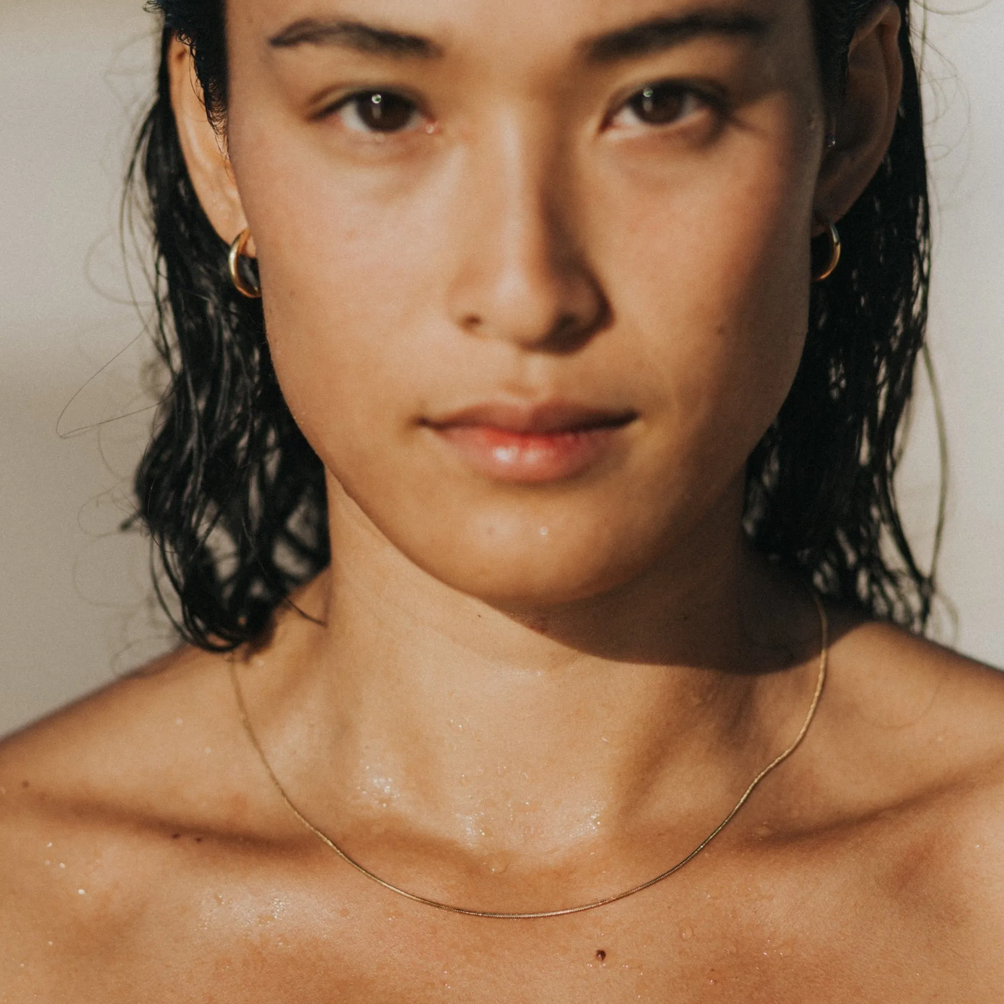 ROUND SNAKE CHAIN NECKLACE - 18K GOLD