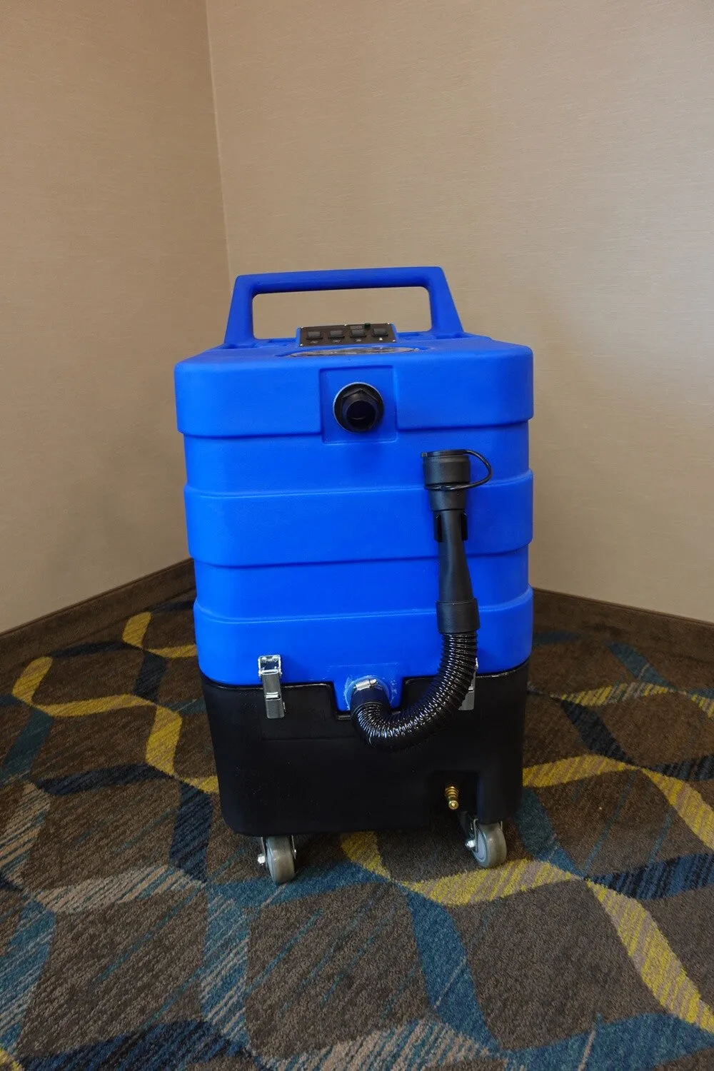 US Products - Cobra 10.0 Heated, Compact & Portable Extractor with Trident Value Wand and 25’ Hose